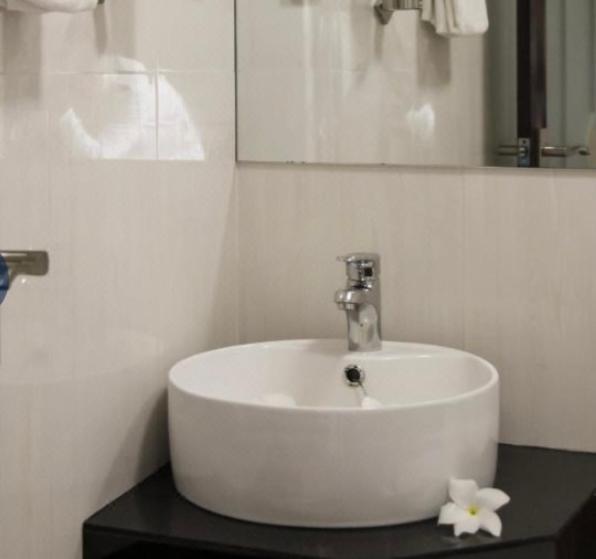 Guraidhoo Palm Inn Екстериор снимка